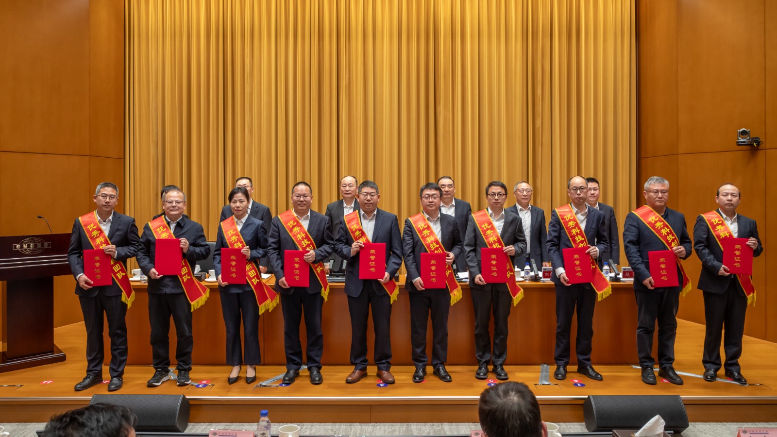 单原子.jpg 单原子.jpg